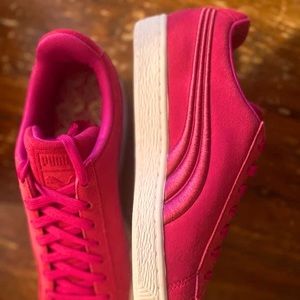 Puma “Real Men Wear Suede” pink sneakers never worn